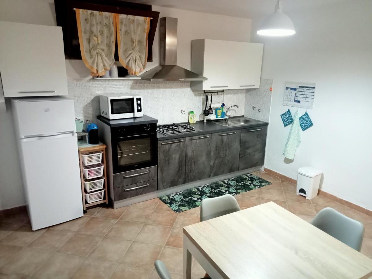Casa Vacanze Il Mirto Bianco Olmedo Esterno foto